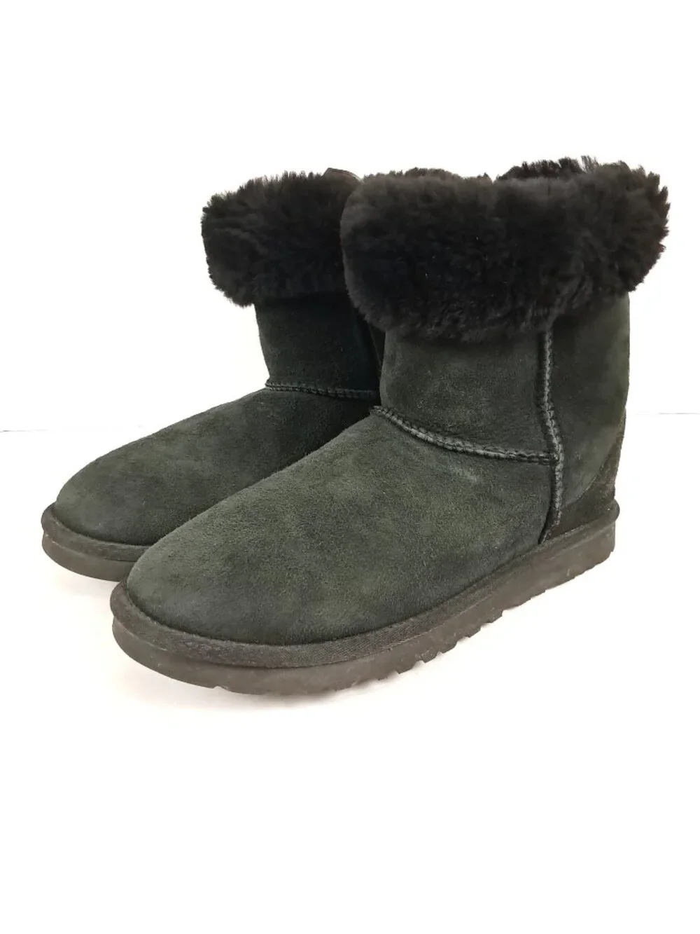 UGG Classic Short Boots Women 9 Faded Black Leather Sheepskin Lined Pull On 5825